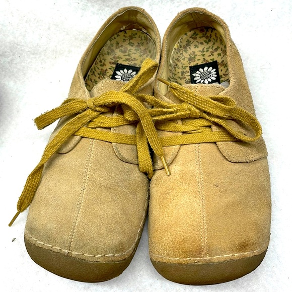 Yellow box leather tie up loafers ladies sz 7.5 - Picture 1 of 7